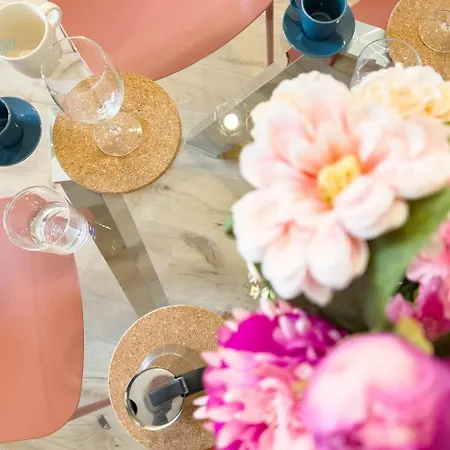 Economo B1 Tirabora Short Rent Lägenhet *